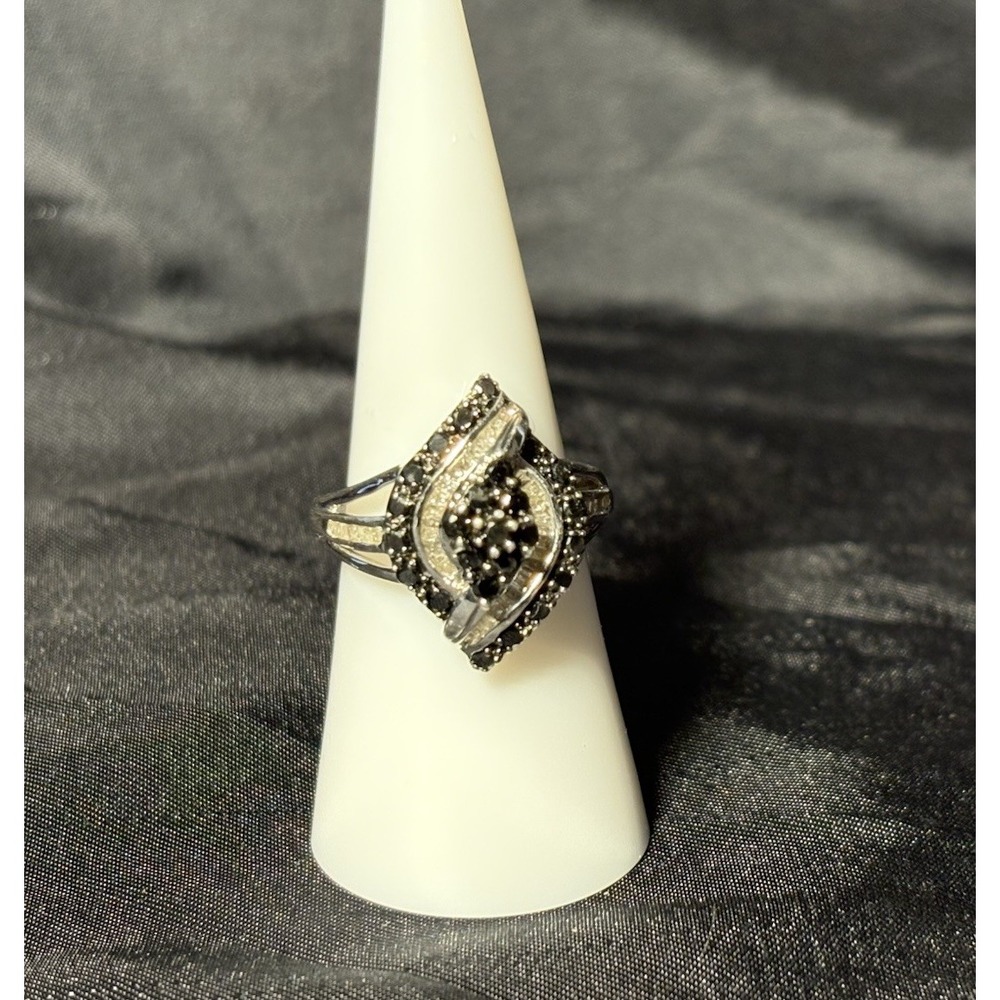 VINTAGE 925 Sterling Silver RING Genuine Black & White Diamonds,SIZE 6.75 Tested